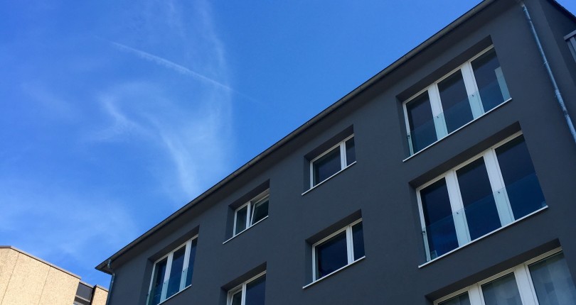 Weekend Deal: Wohn- & Geschäftshaus unweit vom Frankfurter Skyline Plaza vermittelt