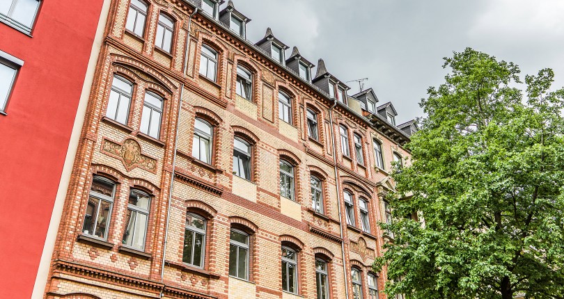 DEAL Magazin vom 21.09.2018: Paul & Partner vermittelt denkmalgeschütztes Zinshaus in Wiesbaden