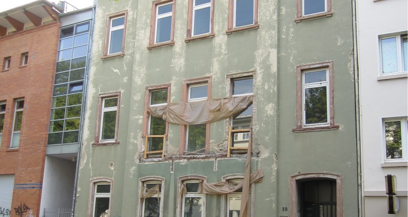 Deutscher Pressestern informiert: Globalverkauf in der City: Paul & Partner Real Estate vermittelt ehemaliges Polizeirevier in Wiesbaden