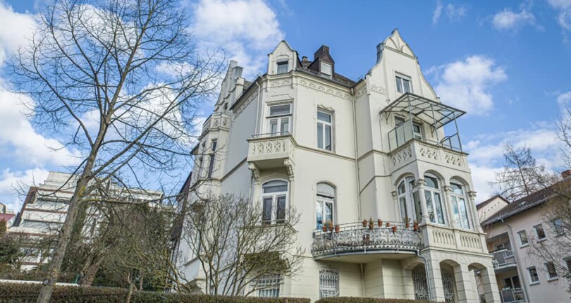 Deal – Imposante Altbauvilla in beliebter Lage von Wiesbaden