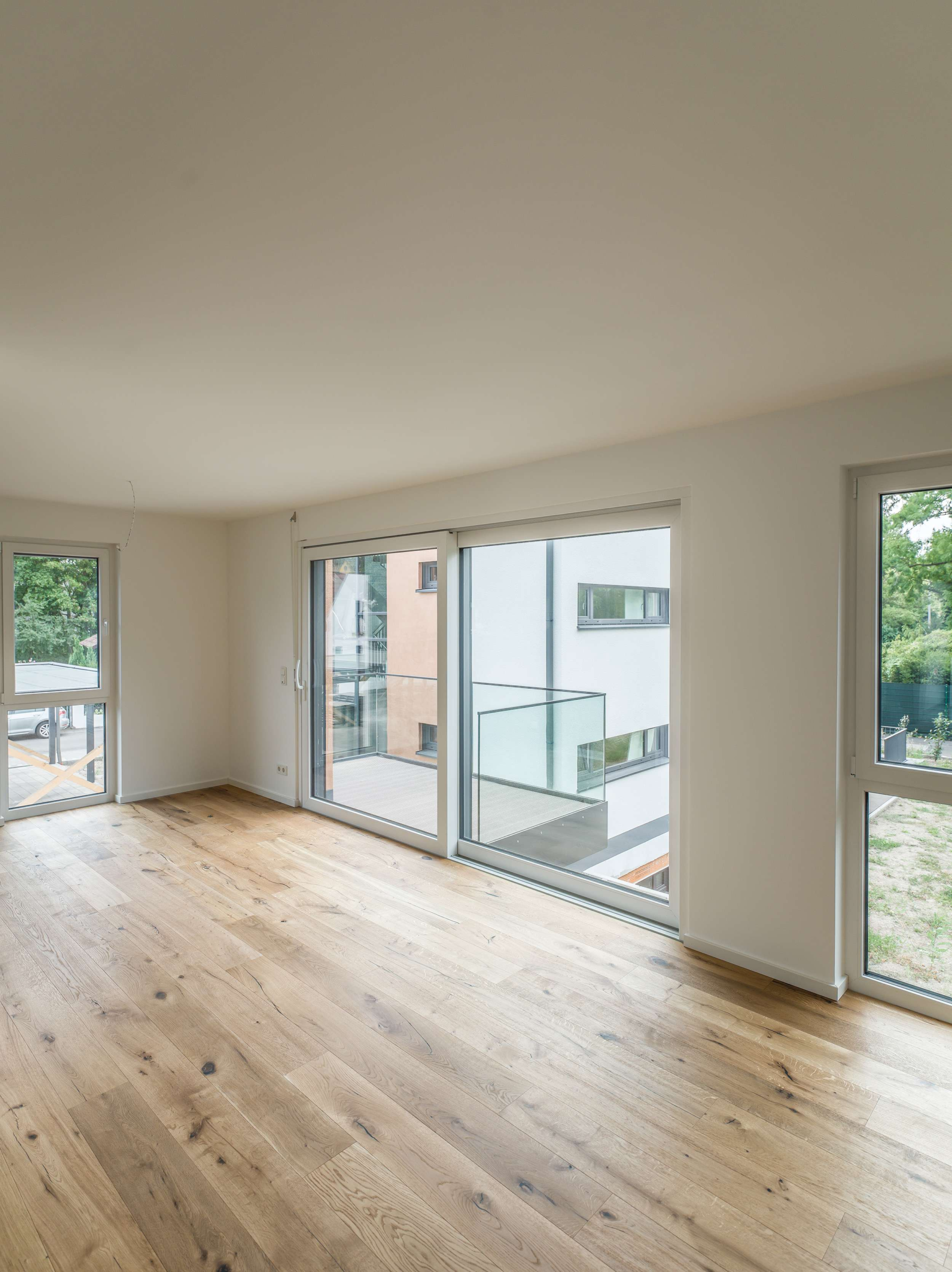 LEER  IHR NEUES ZU HAUSE MIT ZWEI BALKONEN IN UNSCHLAGBARER LAGE IN MAINZ !