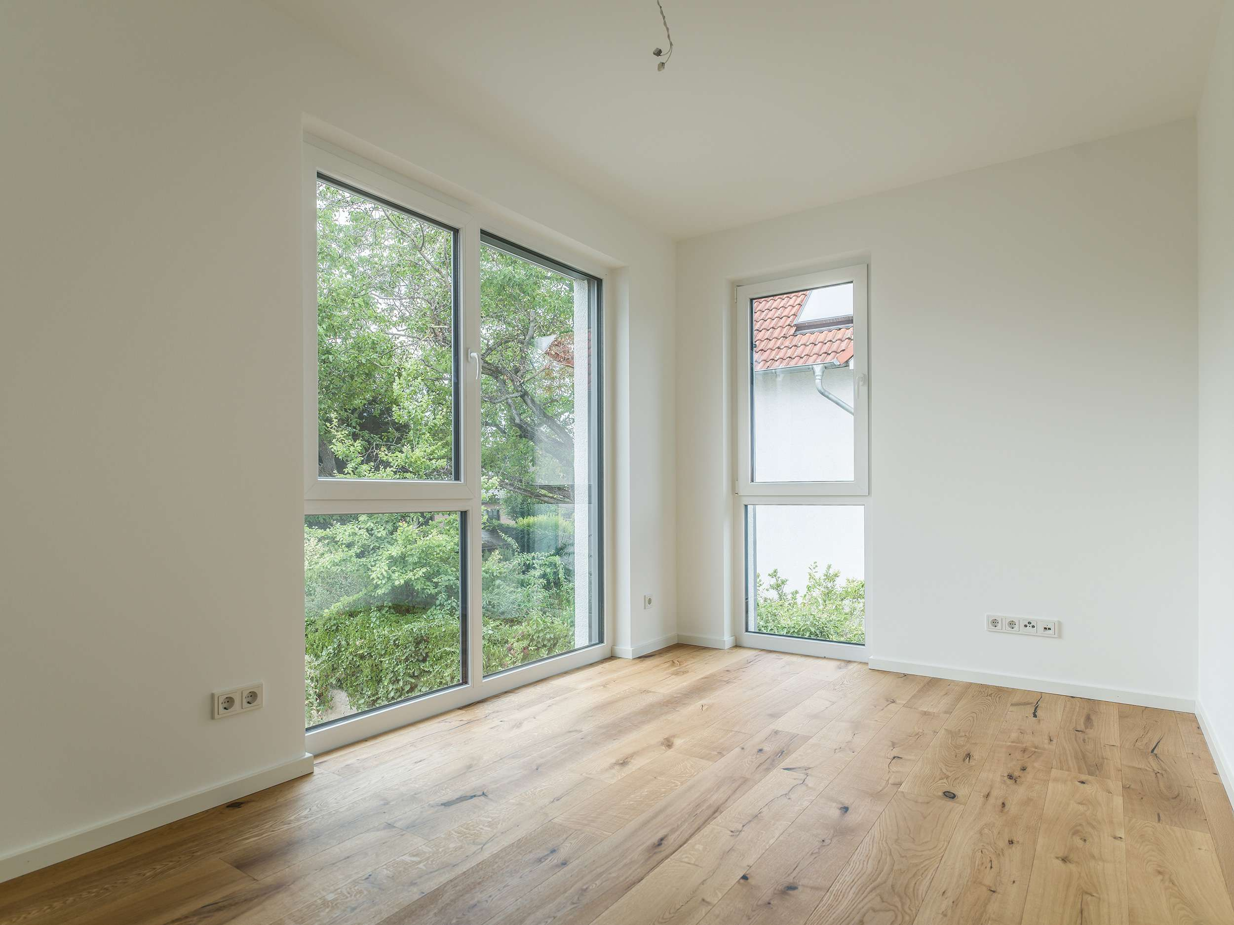 LEER  IHR NEUES ZU HAUSE MIT ZWEI BALKONEN IN UNSCHLAGBARER LAGE IN MAINZ !