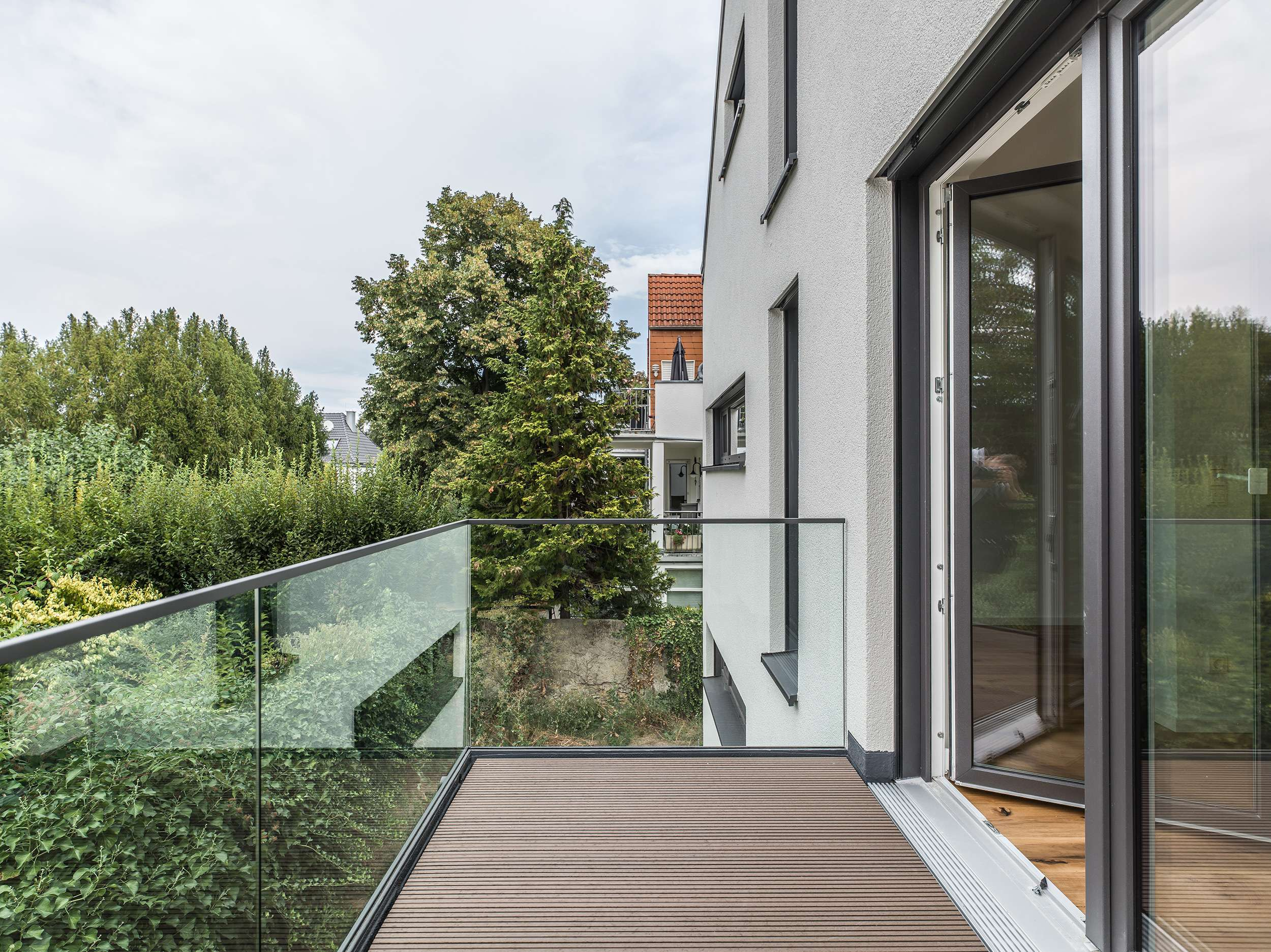 LEER  IHR NEUES ZU HAUSE MIT ZWEI BALKONEN IN UNSCHLAGBARER LAGE IN MAINZ !