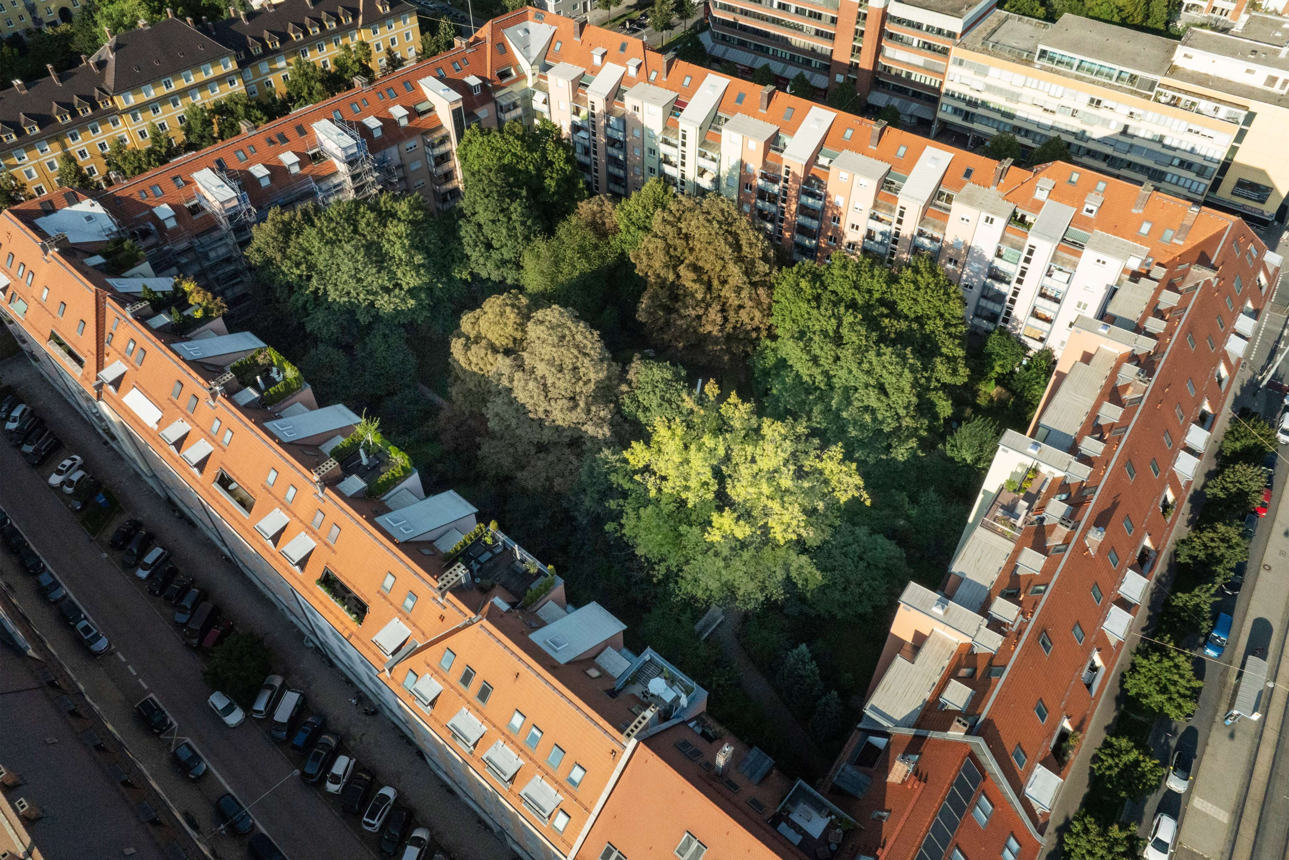 NEU  ALTBAUPERLE MIT HISTORISCHEM CHARME IN BOGENHAUSEN !