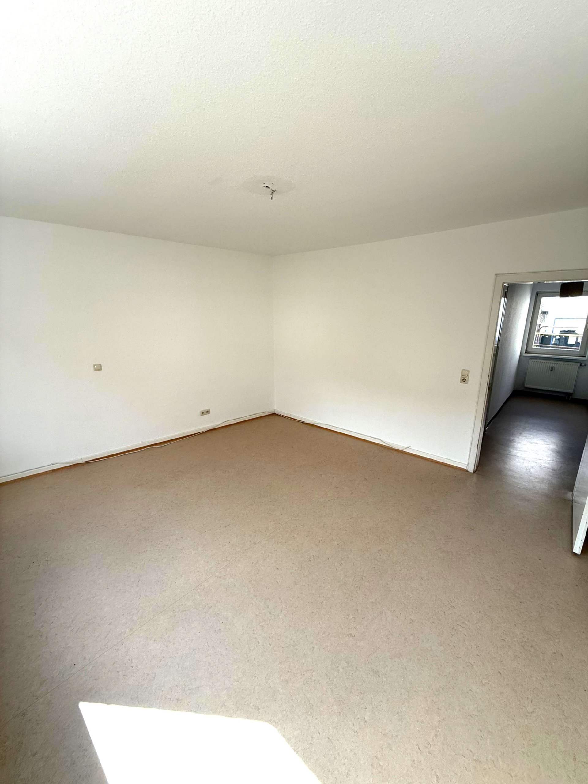 NEU!  IHRE 2 ZIMMERWOHNUNG IN DELKENHEIM! IST BEZUGSBEREIT