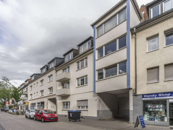 NEU  INVESTITIONSCHANCE IN ZENTRALER-LAGE!