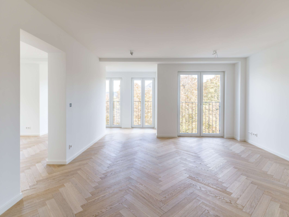 NEU  WOHNEN IM EXKLUSIVEN STADTPALAIS A26 !