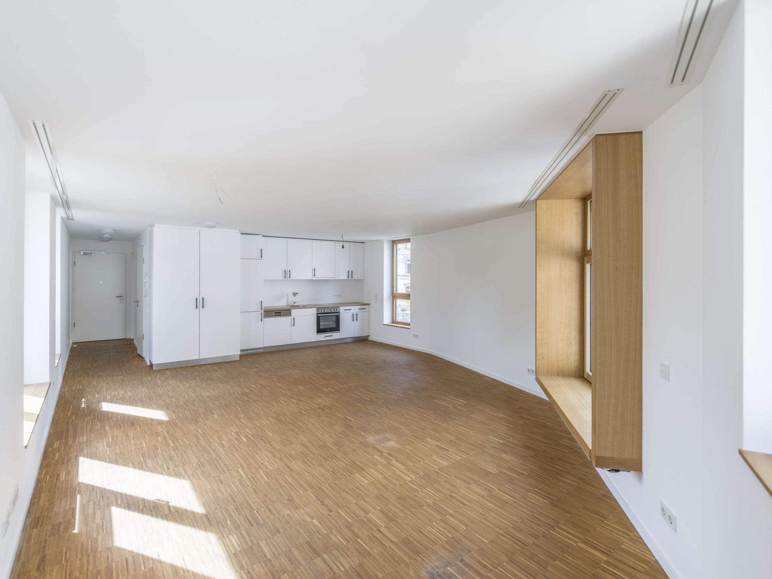 NEU  IHRE NEUBAU-WOHNUNG MIT EBK IN SONNENBERG !
