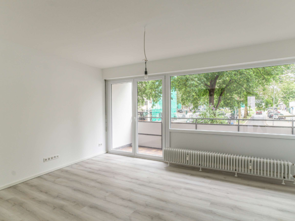 NEU  ZWEITBEZUG NACH KERNSANIERUNG! WOHNEN IN ZENTRALER LAGE WIESBADEN !