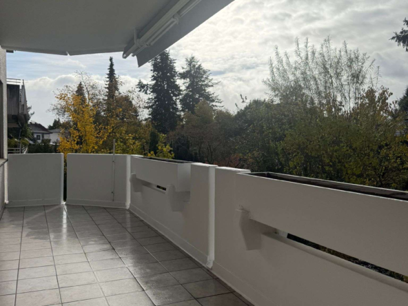 WOW  FRISCH SANIERT! 4-ZIMMER-WOHNUNG MIT GROßEM BALKON & TIEFGARAGENSTELLPLATZ!!!