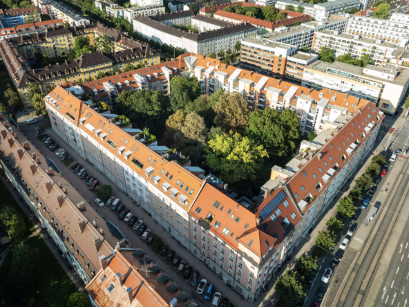 WOW  DER PERFEKTE KAUF FÜR DAS NEUE JAHR! SCHÖNE ALTBAUWOHNUNG WIRD LEER! 220