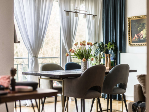 WOW   IM FRANKFURTER WESTEND MIT CONCIERGE, TIEFGARAGE & BALKON !