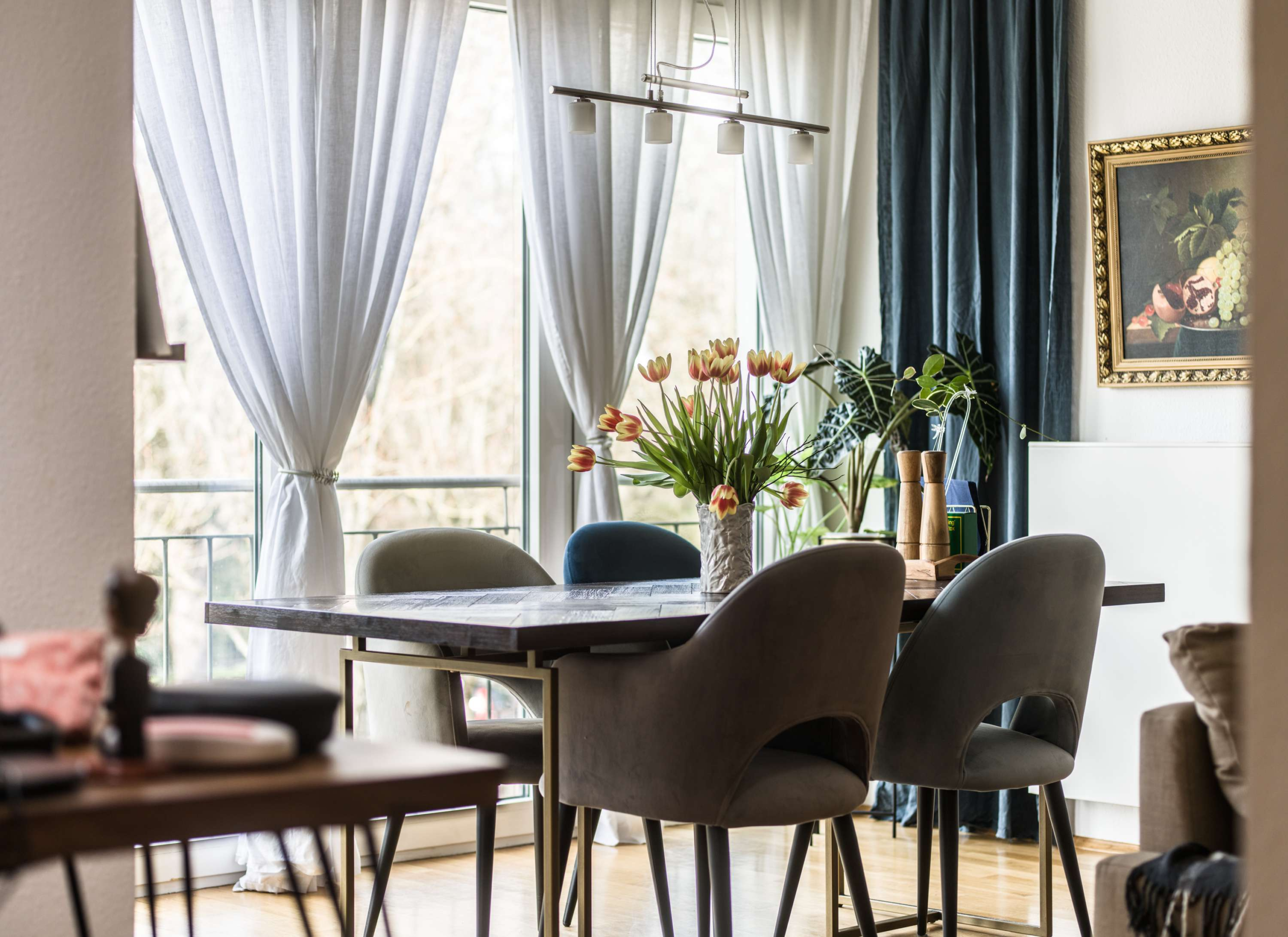 WOW   IM FRANKFURTER WESTEND MIT CONCIERGE, TIEFGARAGE & BALKON !