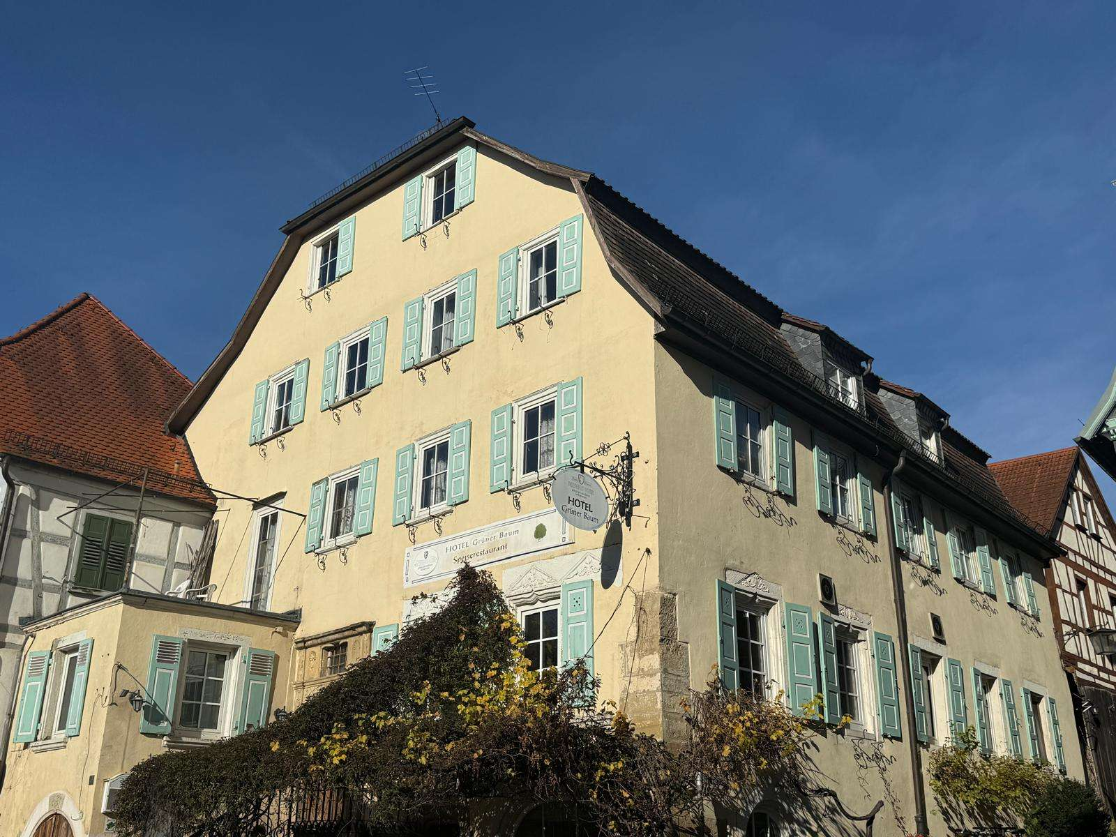 NEW  HISTORISCHES DENKMAL-HOTEL IN BAD WIMPFEN! SANIERUNGSPROJEKT MIT POTENZIAL!