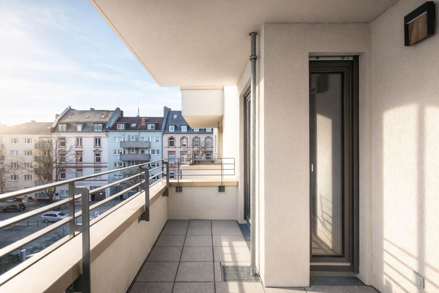WOW  NEUBAU ERSTBEZUG ! 3-ZIMMER MIT BALKON, EBK & TIEFGARAGE !