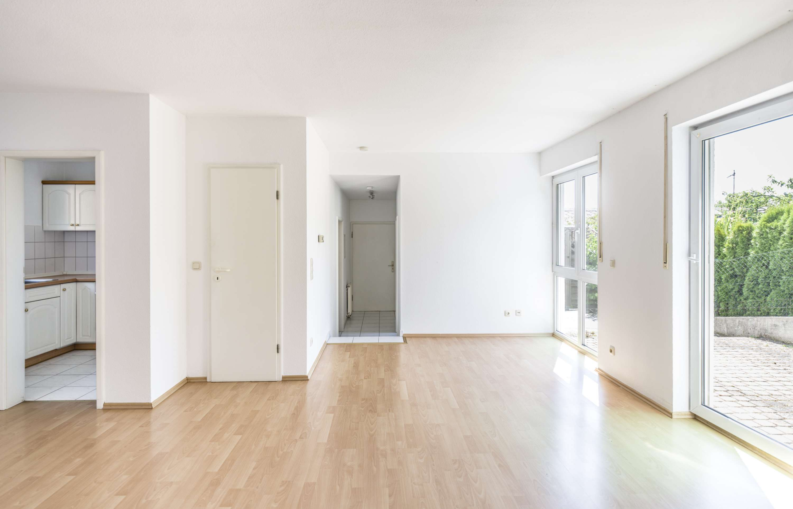 IHR NEUES ZUHAUSE IM HERZEN DES RHEINGAUS – MIT TERRASSE & GARAGE !