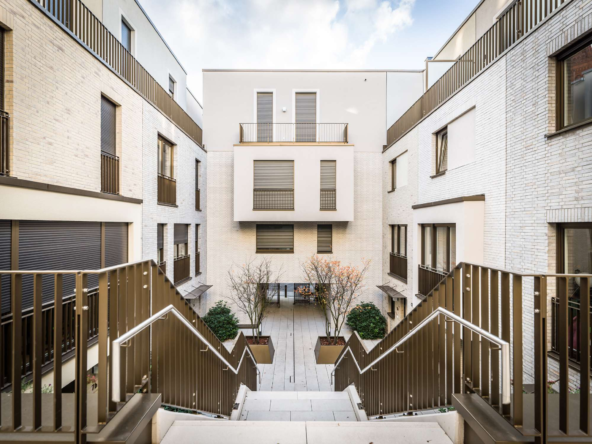 NEU  URBANER LUXUS: STADTHAUS IN PREMIUM-LAGE!